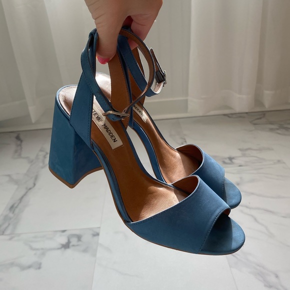 baby blue strappy sandals